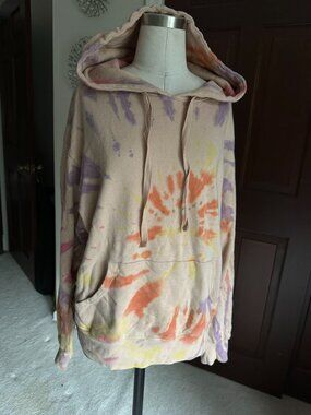 Wild Fable tie dye flesh tone beige background hoodie Small (runs larger)